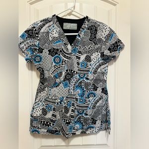 Women’s scrub top. Size small